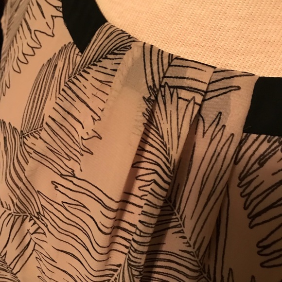 Forever 21 Top - Picture 3 of 7